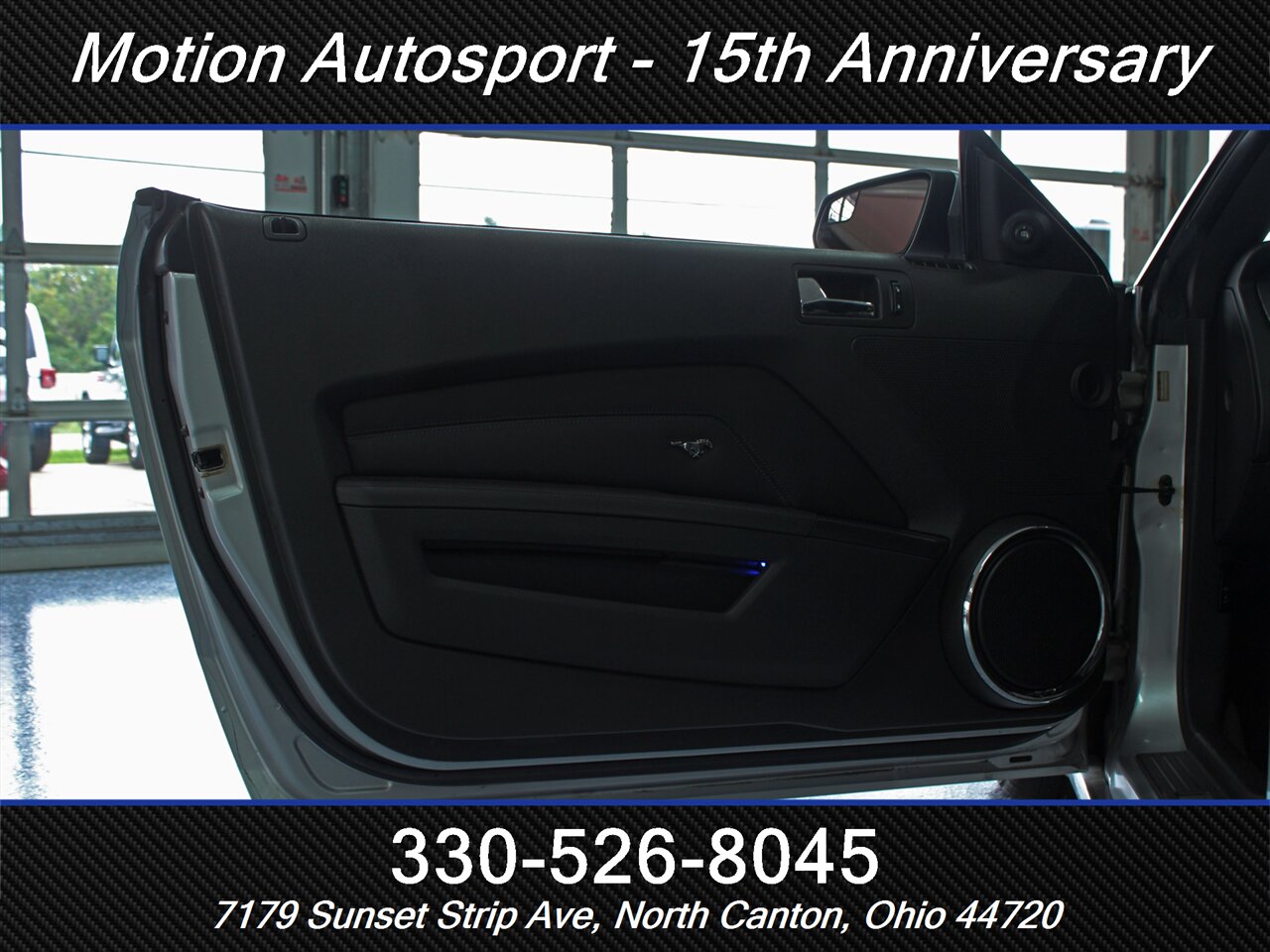 2014 Ford Mustang GT Premium  Stripes - Photo 11 - North Canton, OH 44720