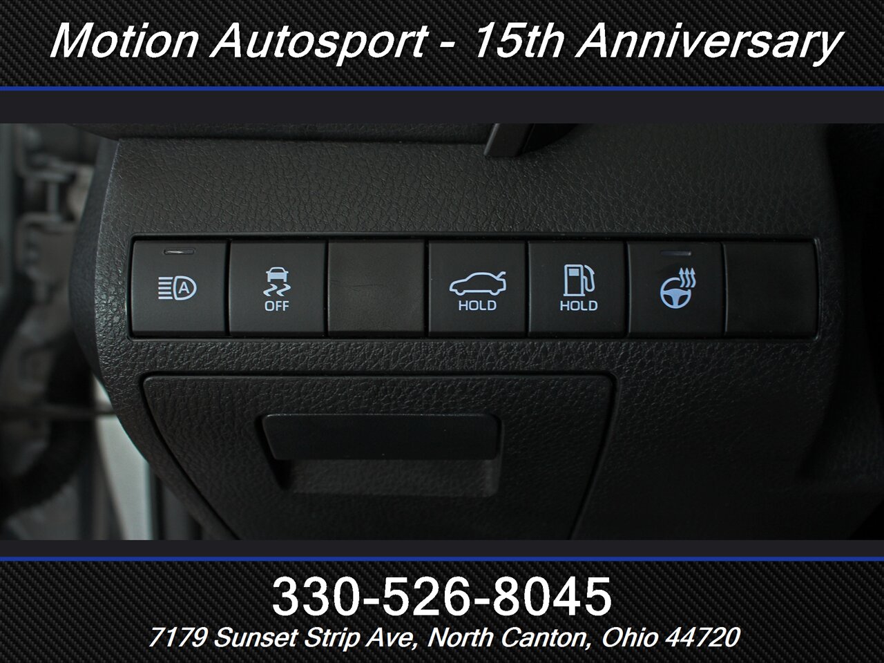 2024 Toyota Camry SE   - Photo 12 - North Canton, OH 44720