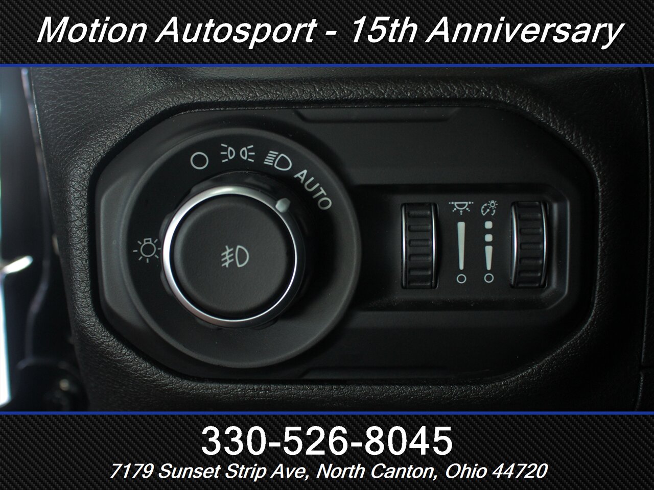 2018 Jeep Wrangler Unlimited Sahara  4X4 - Photo 19 - North Canton, OH 44720