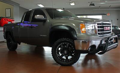 2013 GMC Sierra 1500 SLE Custom Lift 4X4   - Photo 2 - North Canton, OH 44720