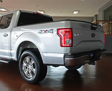 2015 Ford F-150 XLT  4X4 - Photo 6 - North Canton, OH 44720