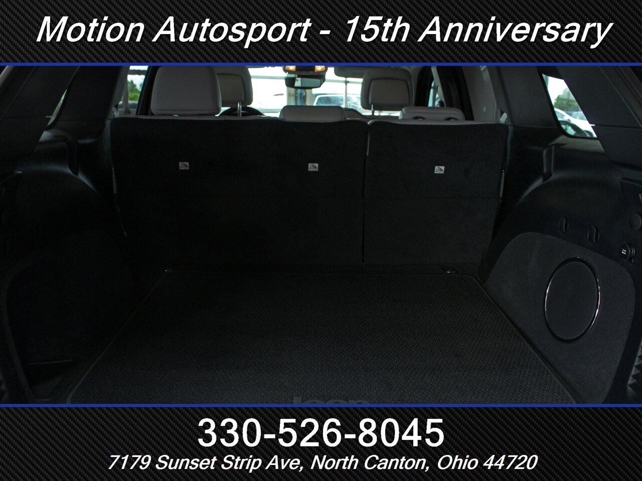 2020 Jeep Grand Cherokee Summit 4X4 - Photo 10 - North Canton, OH 44720