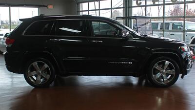 2016 Jeep Grand Cherokee Overland  4X4 - Photo 11 - North Canton, OH 44720