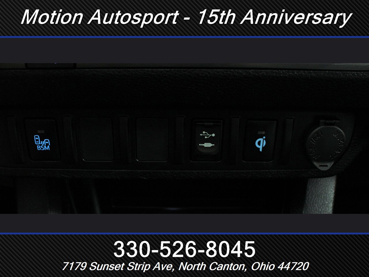 2017 Toyota Tacoma TRD Sport Custom Lift 4X4 - Photo 18 - North Canton, OH 44720