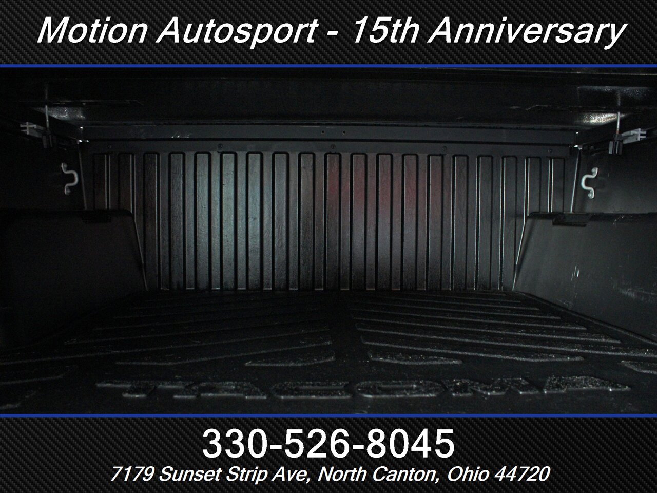 2017 Toyota Tacoma TRD Sport Custom Lift 4X4 - Photo 7 - North Canton, OH 44720