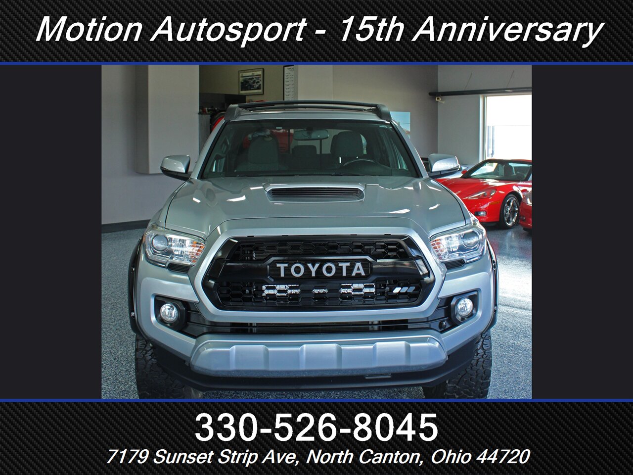 2017 Toyota Tacoma TRD Sport Custom Lift 4X4 - Photo 4 - North Canton, OH 44720