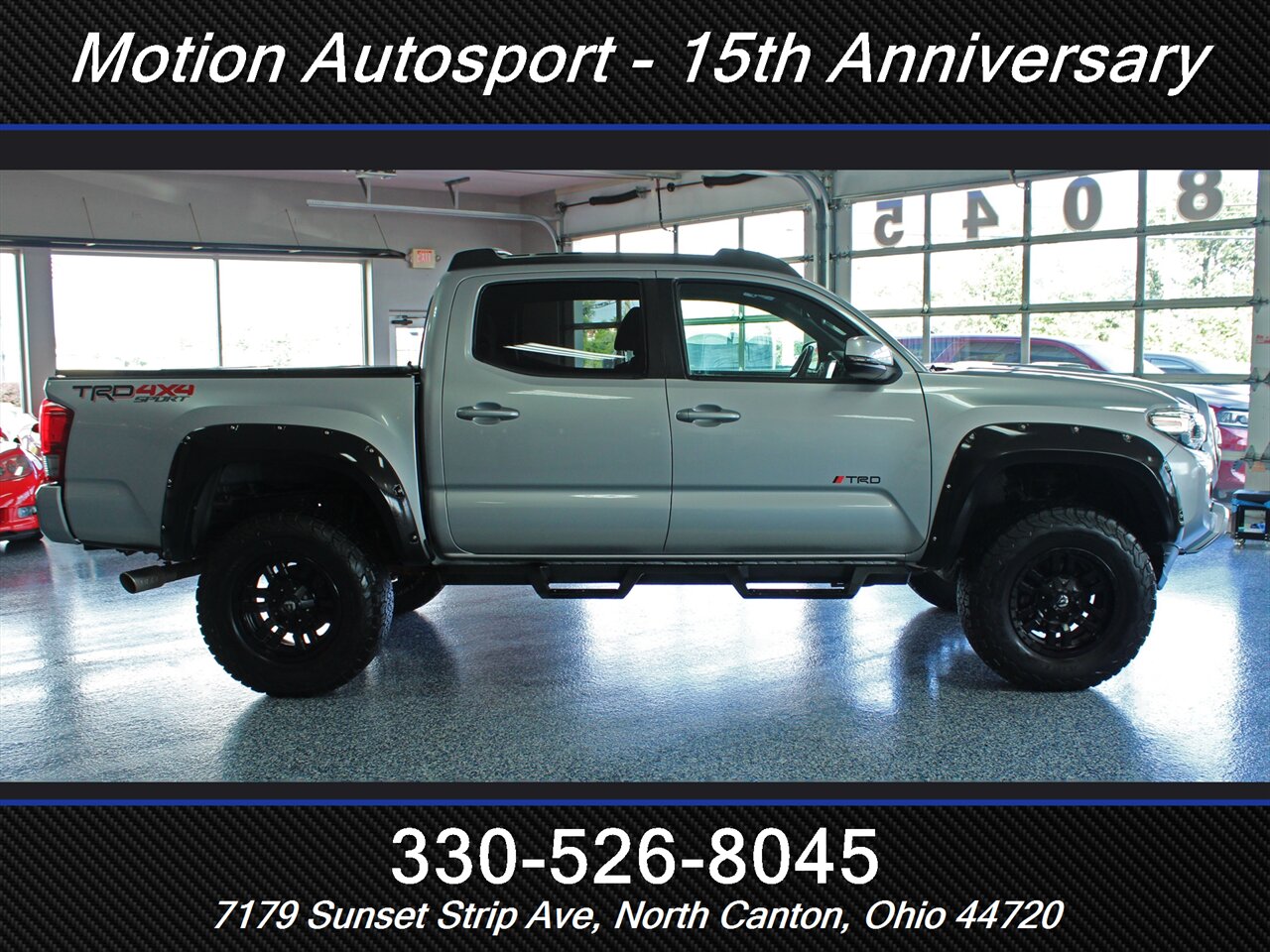 2017 Toyota Tacoma TRD Sport Custom Lift 4X4 - Photo 9 - North Canton, OH 44720