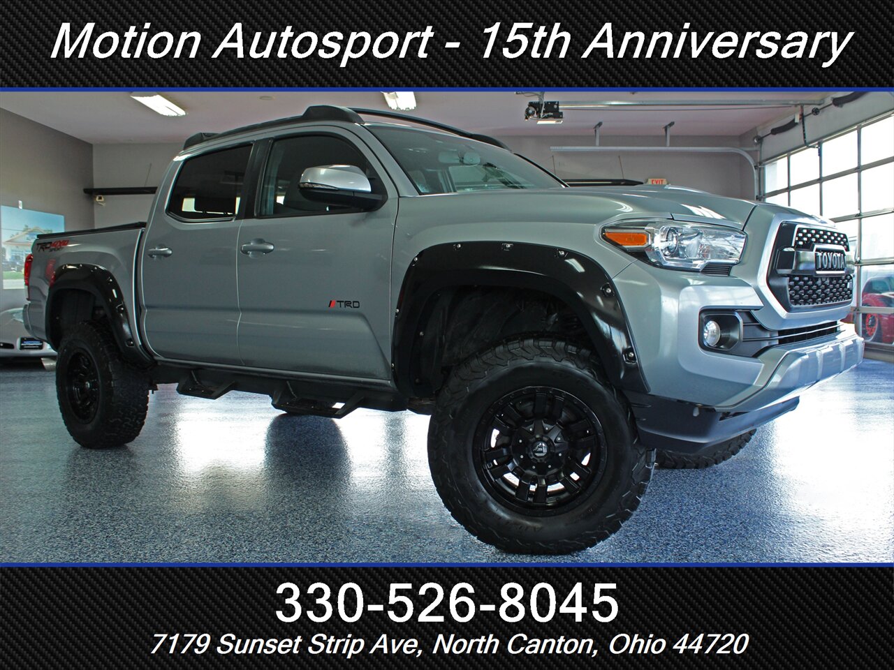 2017 Toyota Tacoma TRD Sport Custom Lift 4X4 - Photo 2 - North Canton, OH 44720
