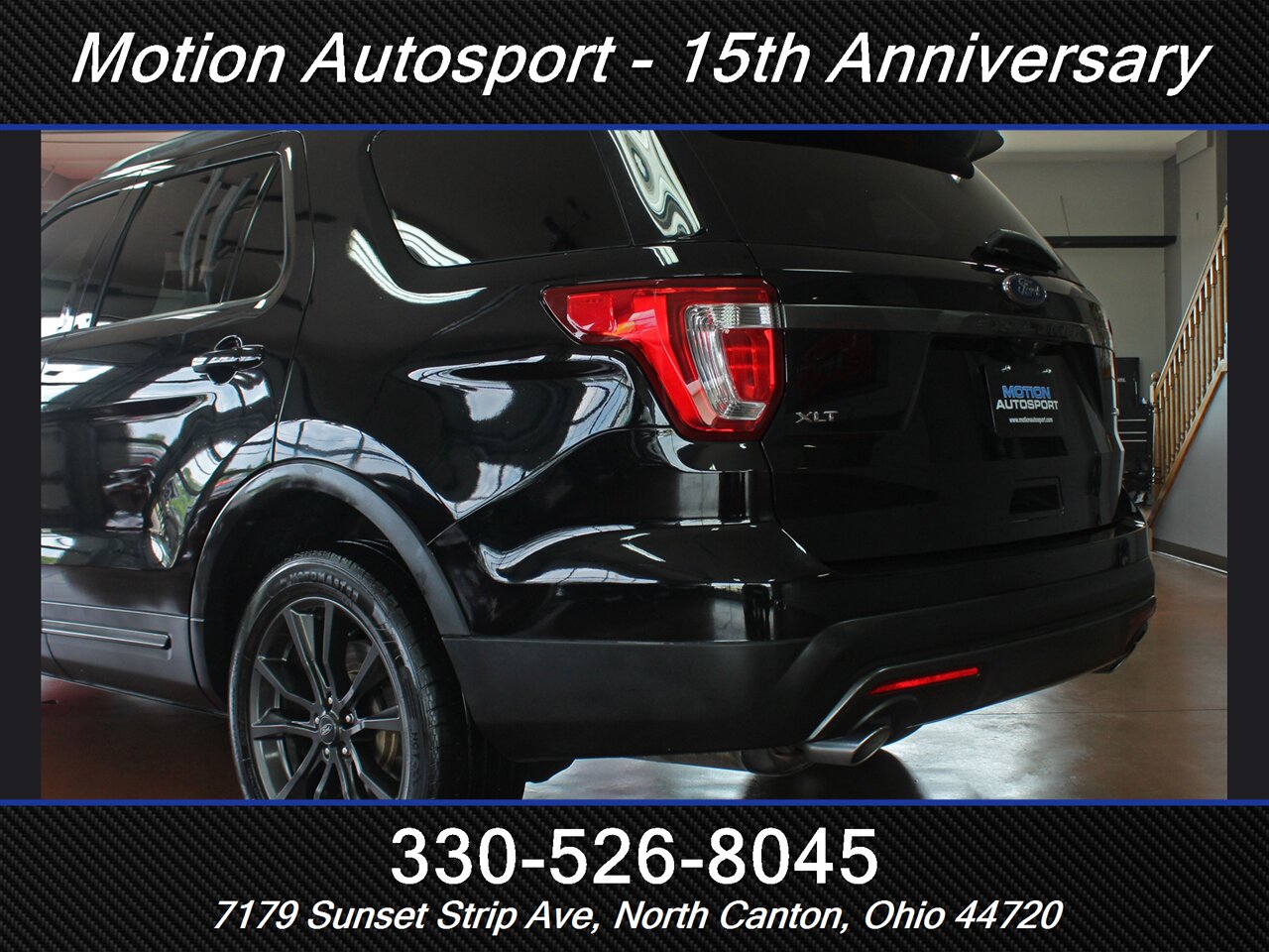 2017 Ford Explorer XLT  Moon Roof Navigation 4X4 - Photo 8 - North Canton, OH 44720