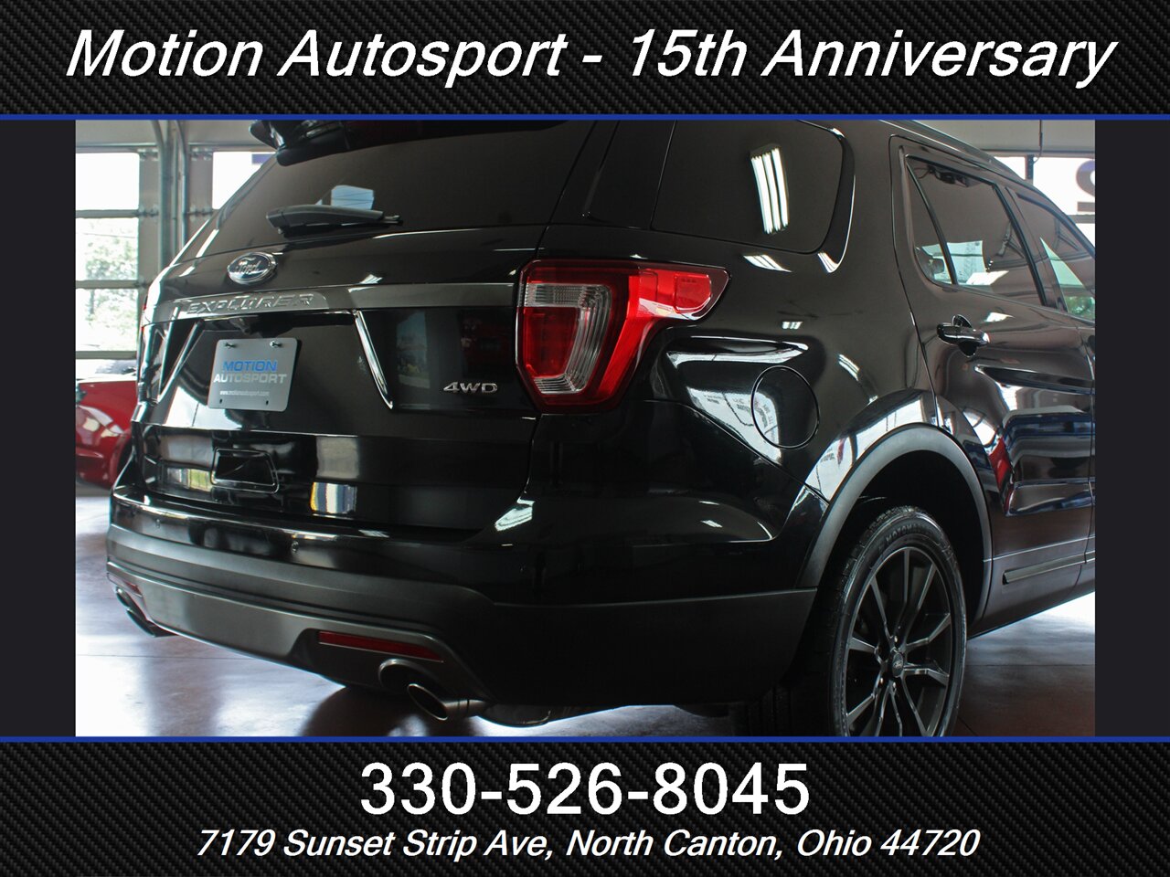 2017 Ford Explorer XLT  Moon Roof Navigation 4X4 - Photo 11 - North Canton, OH 44720