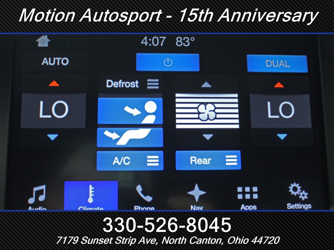 2017 Ford Explorer XLT  Moon Roof Navigation 4X4 - Photo 27 - North Canton, OH 44720