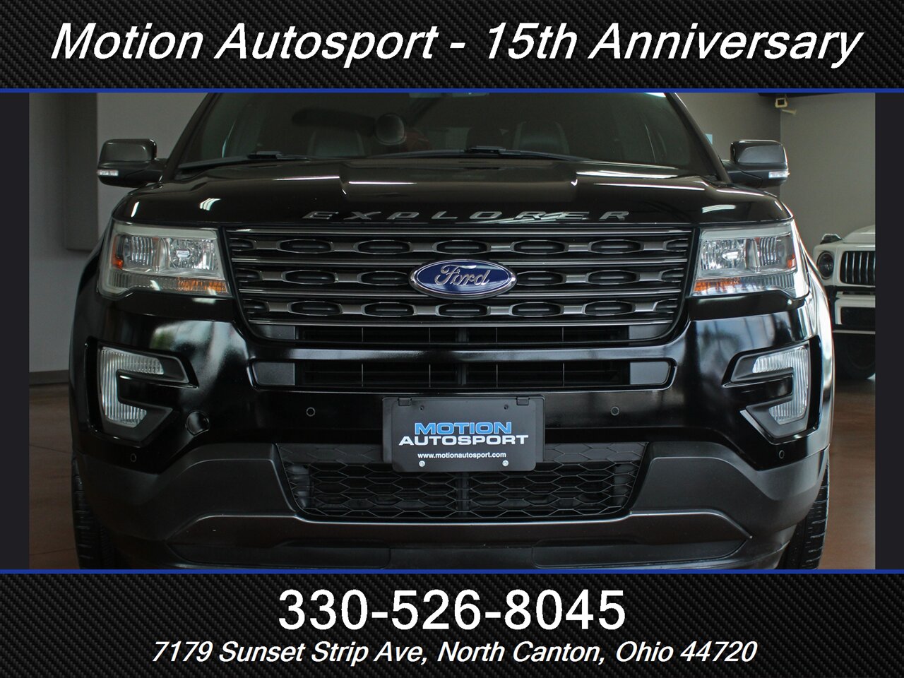 2017 Ford Explorer XLT  Moon Roof Navigation 4X4 - Photo 3 - North Canton, OH 44720