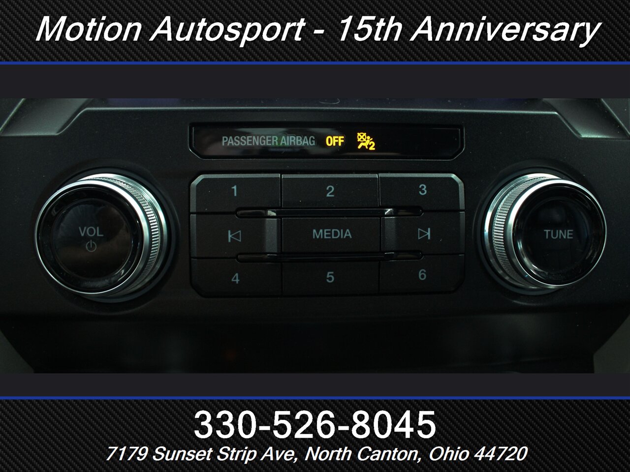 2019 Ford F-150 Lariat  Sport 4X4 - Photo 19 - North Canton, OH 44720