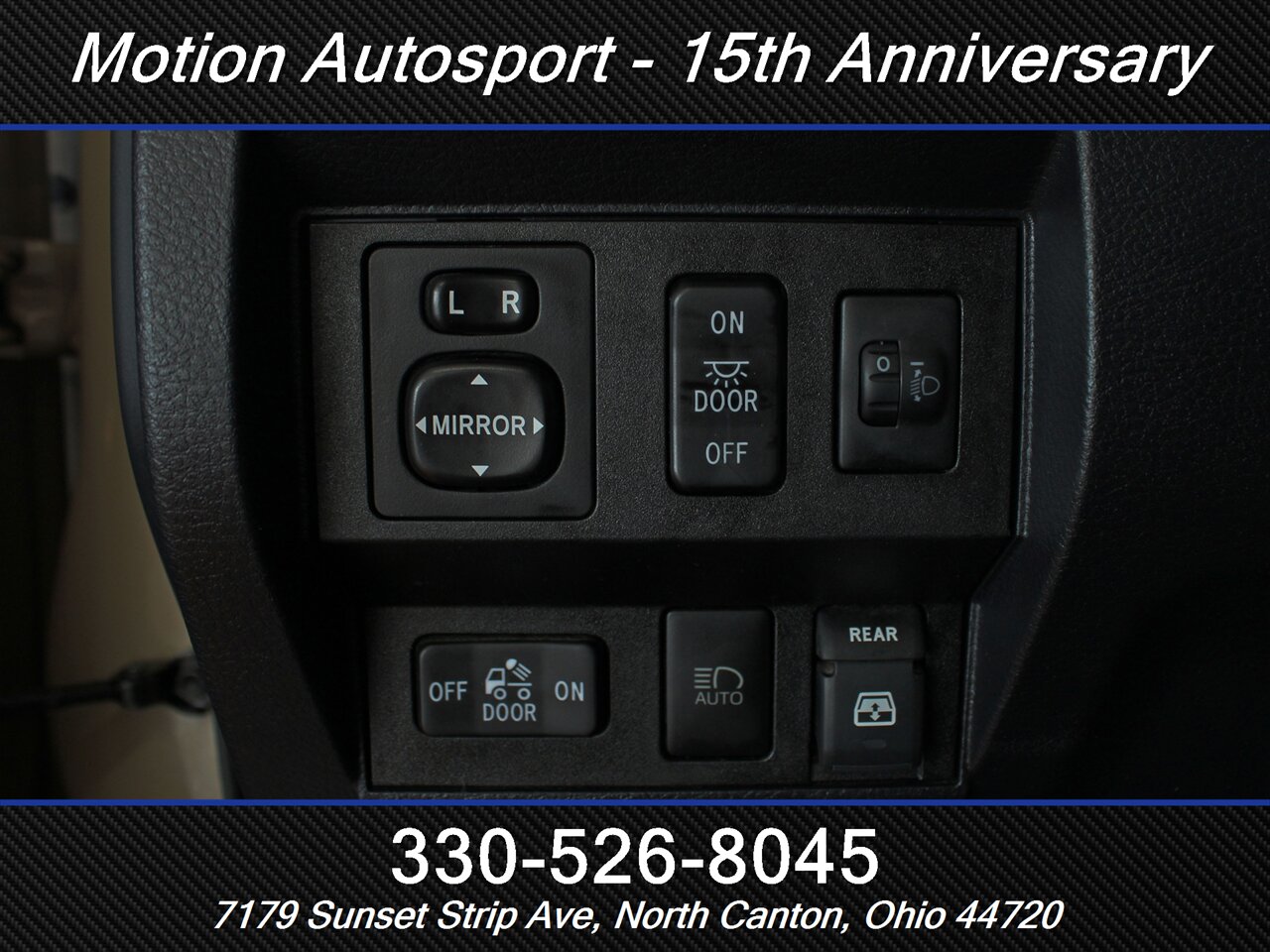 2019 Toyota Tundra SR5  TSS Off Road 4X4 - Photo 17 - North Canton, OH 44720
