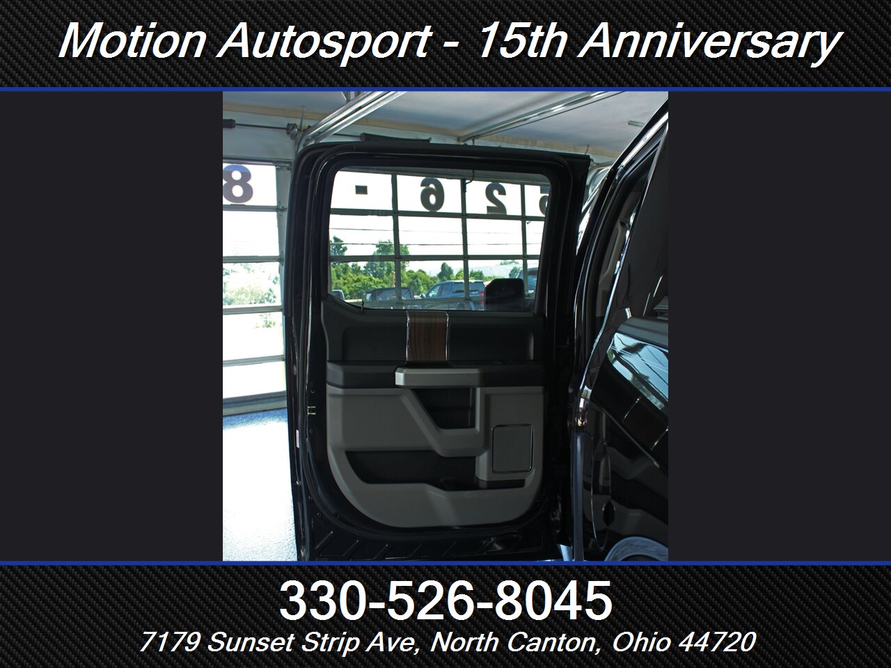 2016 Ford F-150 Lariat Panoramic Roof Navigation 4X4 - Photo 32 - North Canton, OH 44720
