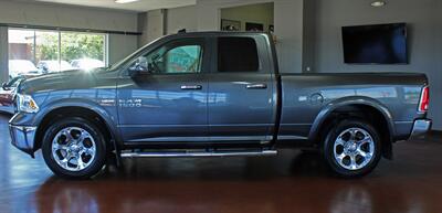 2017 RAM 1500 Laramie  Moon Roof Navigation 4X4 - Photo 5 - North Canton, OH 44720