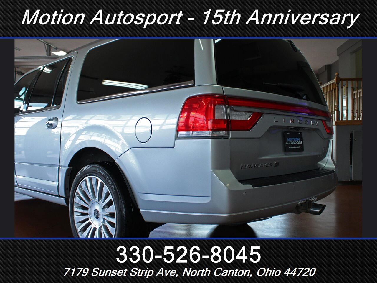 2017 Lincoln Navigator  Moon Roof Navigation 4X4 - Photo 8 - North Canton, OH 44720