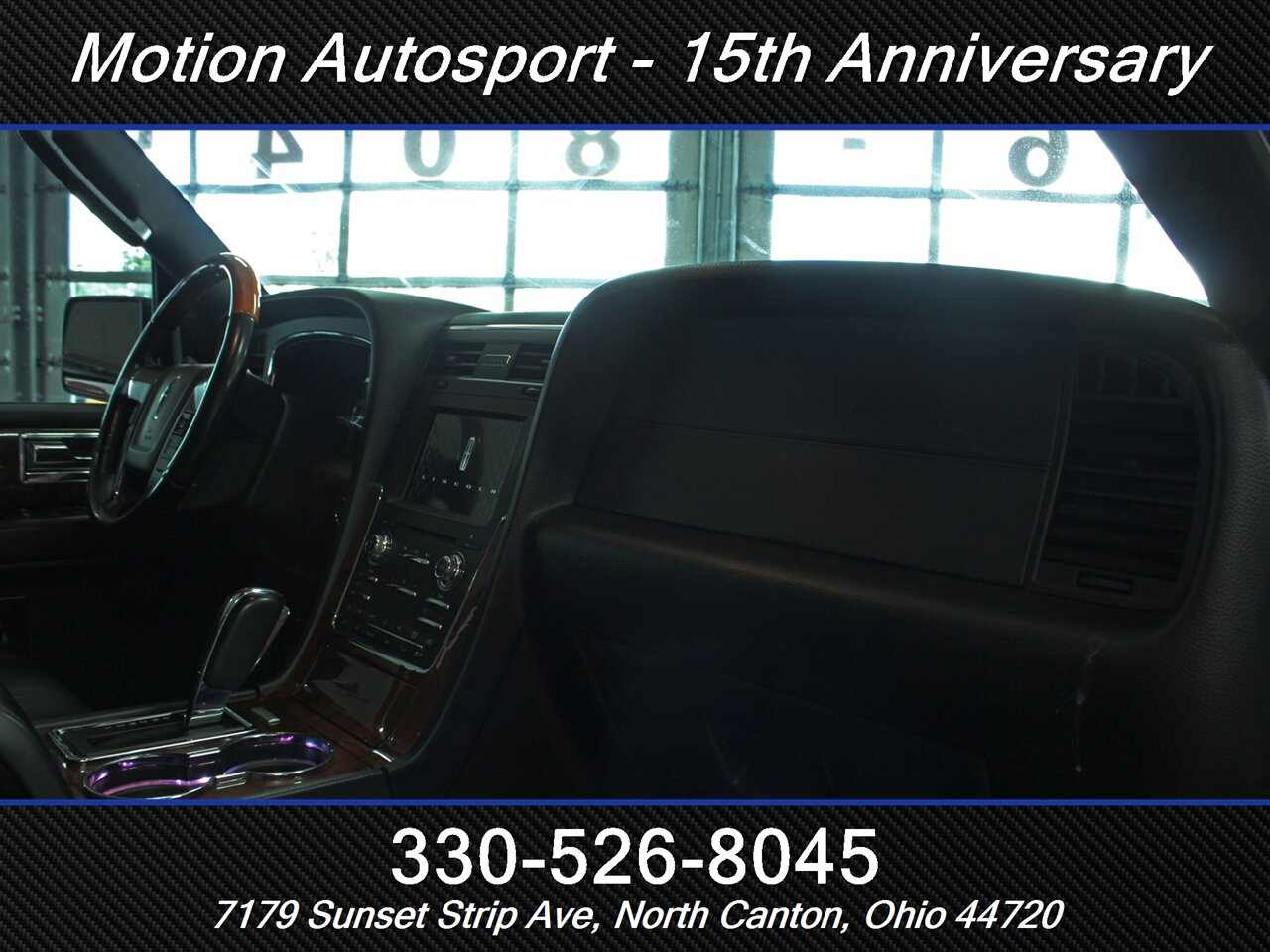 2017 Lincoln Navigator  Moon Roof Navigation 4X4 - Photo 33 - North Canton, OH 44720