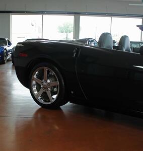 2007 Chevrolet Corvette Convertible   - Photo 45 - North Canton, OH 44720