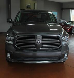 2016 RAM 1500 Sport  Black Top Edition 4X4 - Photo 4 - North Canton, OH 44720