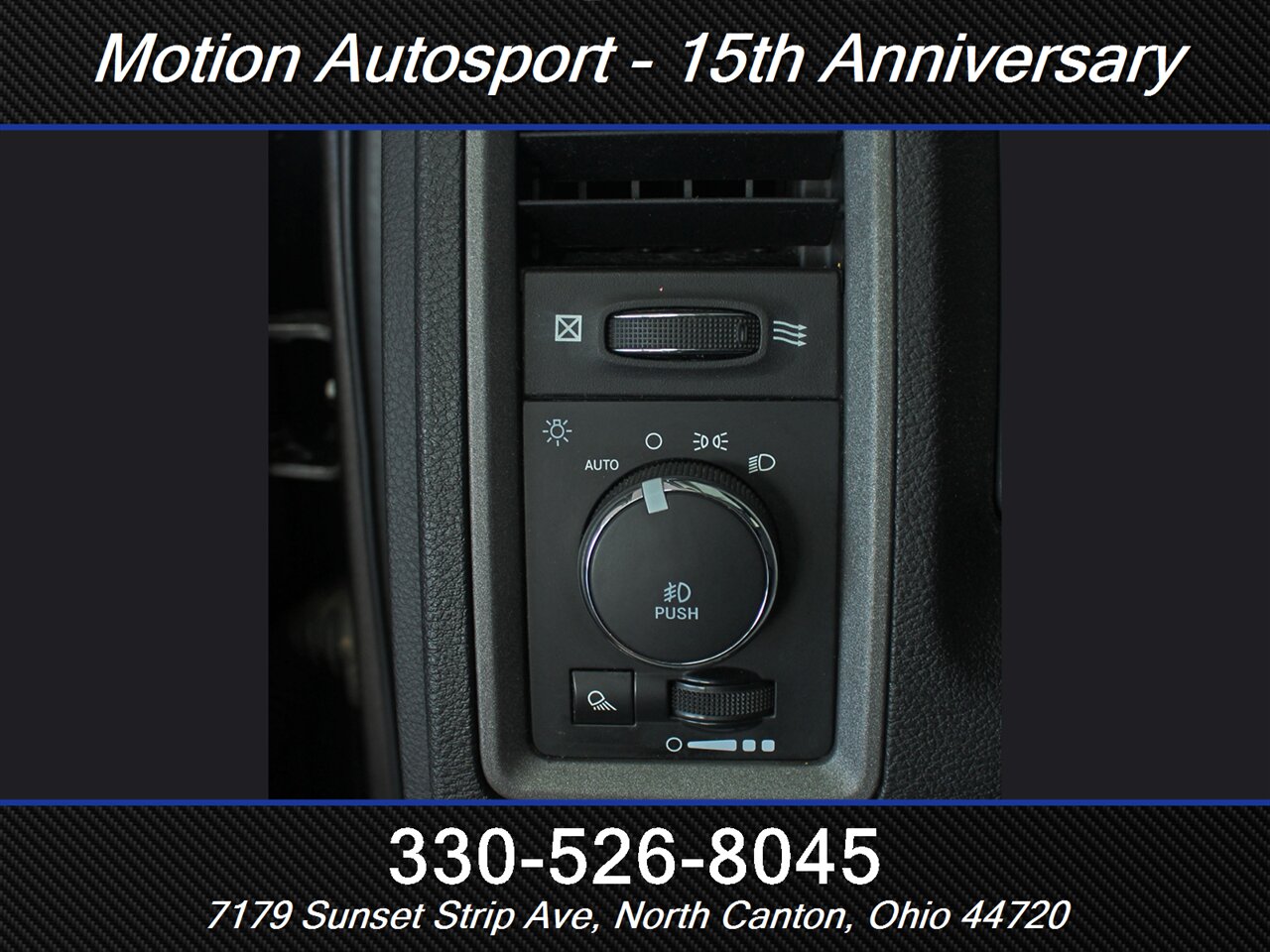 2019 RAM 1500 Classic Express  Black Top Edition 4X4 - Photo 15 - North Canton, OH 44720