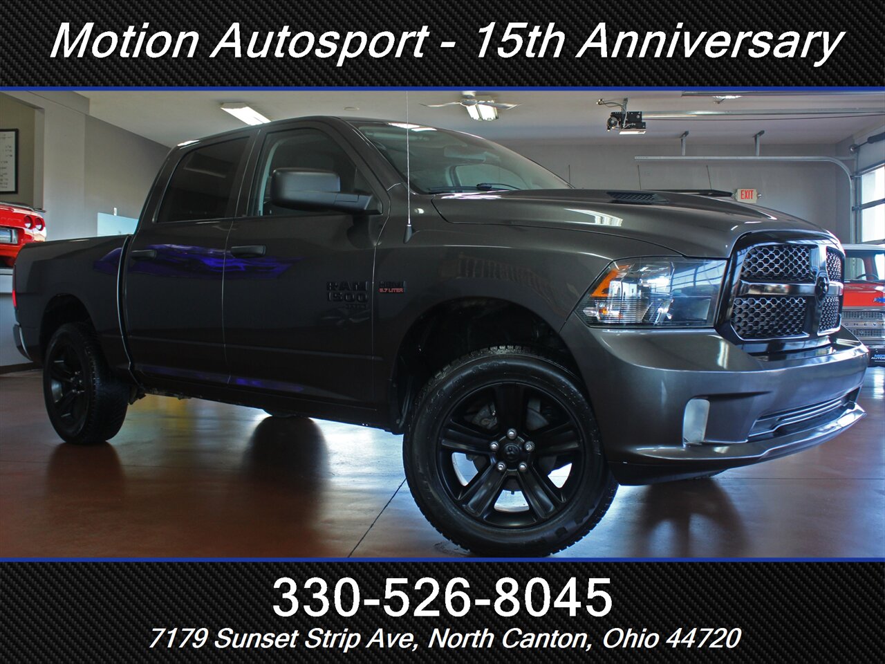 2019 RAM 1500 Classic Express  Black Top Edition 4X4 - Photo 2 - North Canton, OH 44720