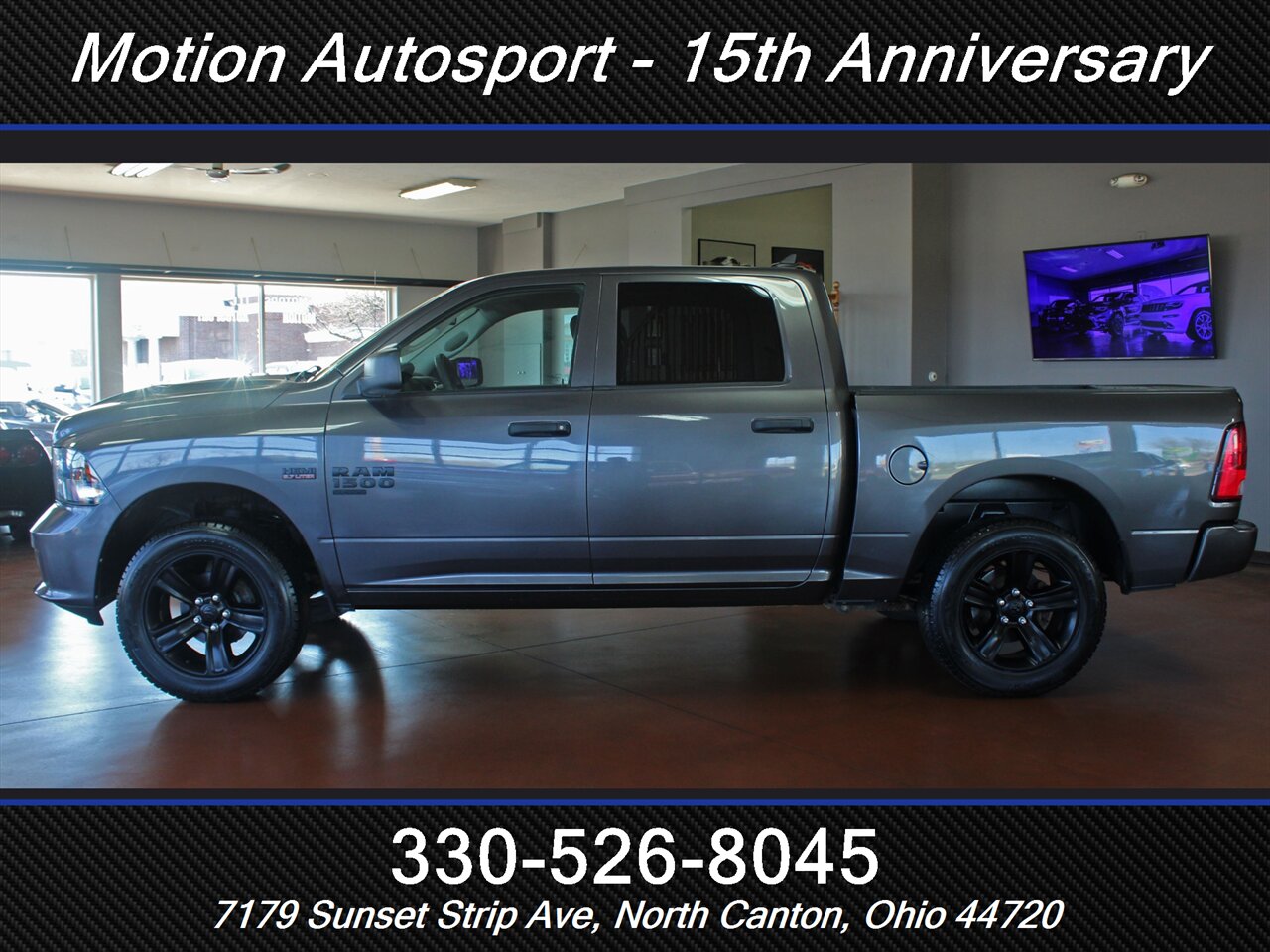 2019 RAM 1500 Classic Express  Black Top Edition 4X4 - Photo 7 - North Canton, OH 44720