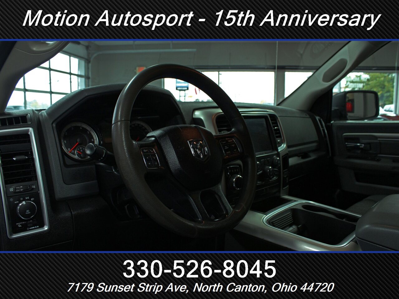 2020 RAM 1500 Classic SLT Black Top Edition 4X4 - Photo 11 - North Canton, OH 44720