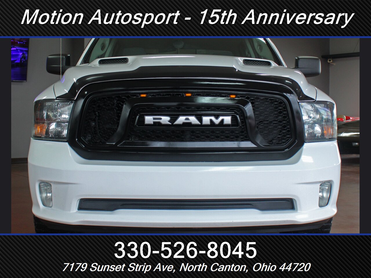 2019 RAM 1500 Classic Express Night Edition 4X4 - Photo 3 - North Canton, OH 44720
