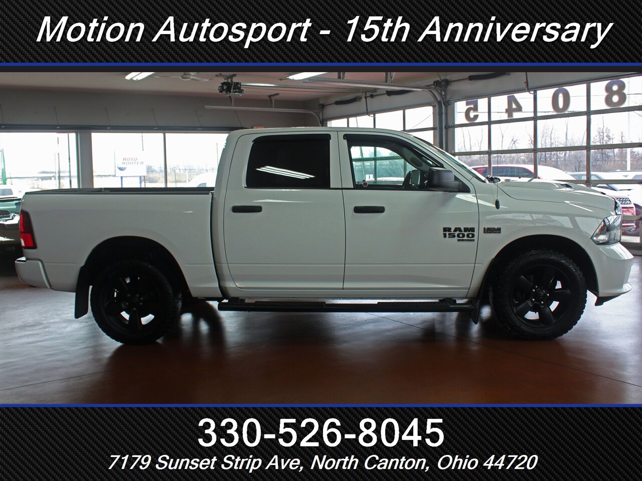 2019 RAM 1500 Classic Express Night Edition 4X4 - Photo 10 - North Canton, OH 44720