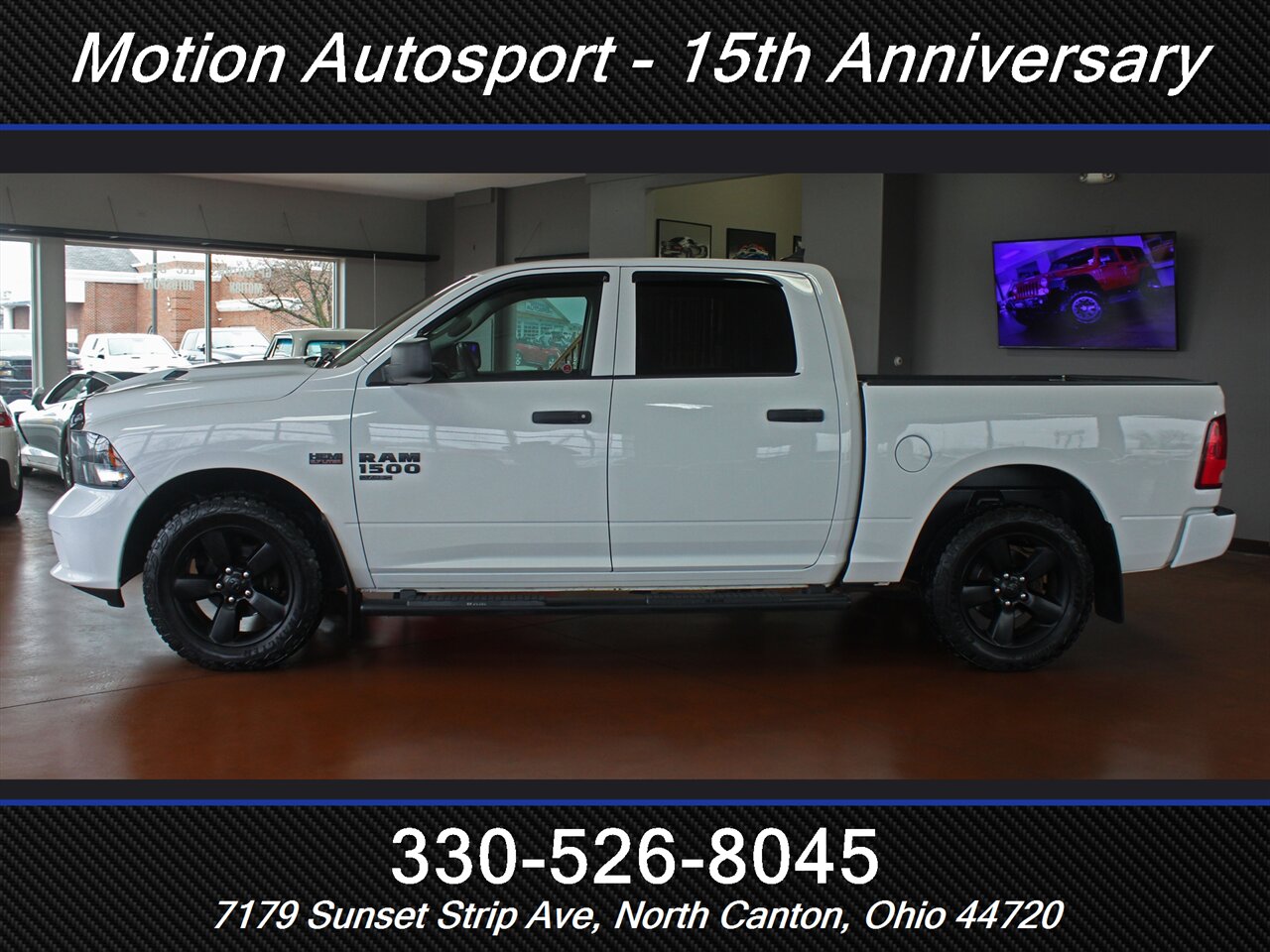 2019 RAM 1500 Classic Express Night Edition 4X4 - Photo 7 - North Canton, OH 44720