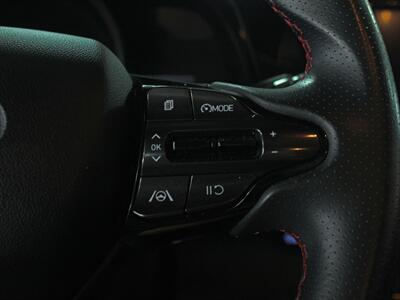 2021 Hyundai ELANTRA N Line   - Photo 16 - North Canton, OH 44720