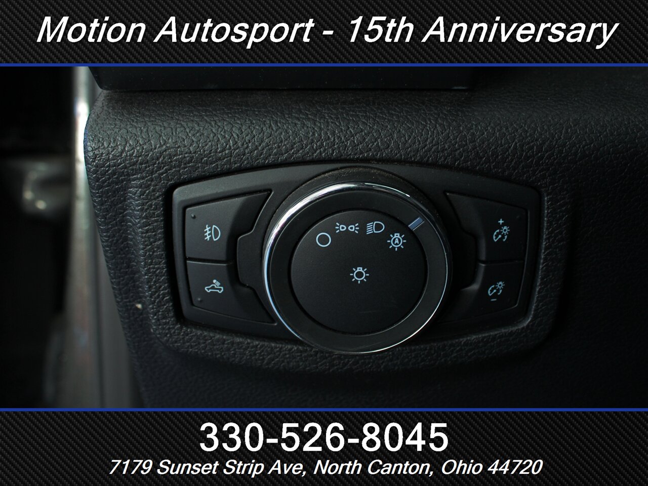 2017 Ford F-150 XLT  Sport Special Edition 4X4 - Photo 12 - North Canton, OH 44720
