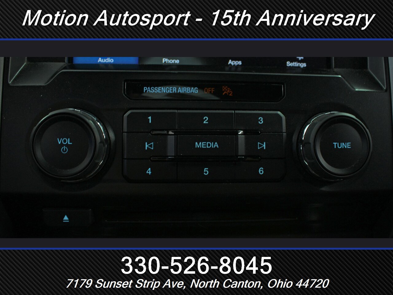2017 Ford F-150 XLT  Sport Special Edition 4X4 - Photo 19 - North Canton, OH 44720