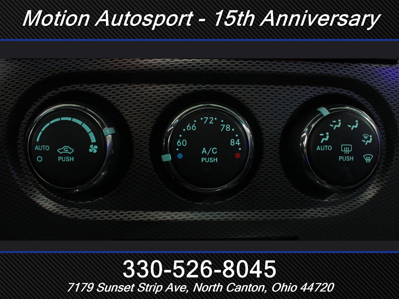 2013 Dodge Challenger R/T Moonroof   - Photo 24 - North Canton, OH 44720