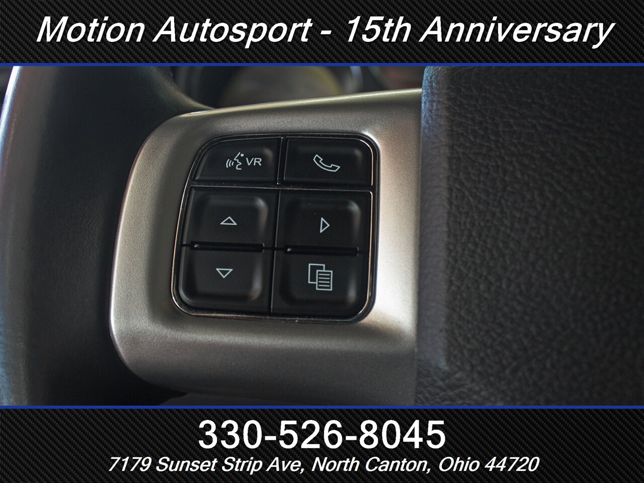 2013 Dodge Challenger R/T Moonroof   - Photo 19 - North Canton, OH 44720