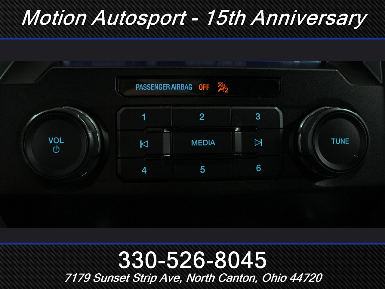 2019 Ford F-150 Raptor  4X4 - Photo 27 - North Canton, OH 44720