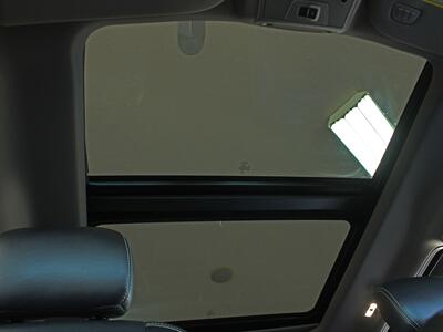 2019 Ford F-150 Lariat  Panoramic Moon Roof Navigation 4X4 - Photo 36 - North Canton, OH 44720