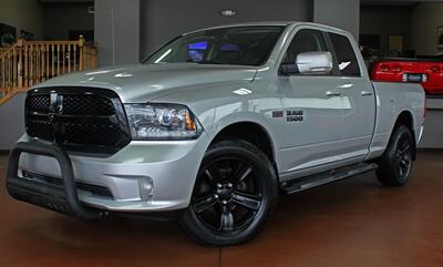 2017 RAM 1500 Night  4X4 Truck