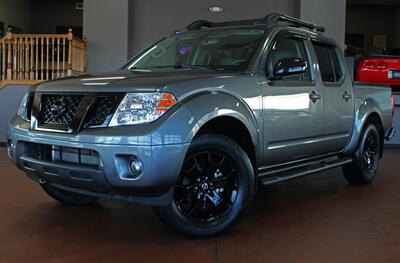 2021 Nissan Frontier SV  Midnight Edition 4X4 Truck