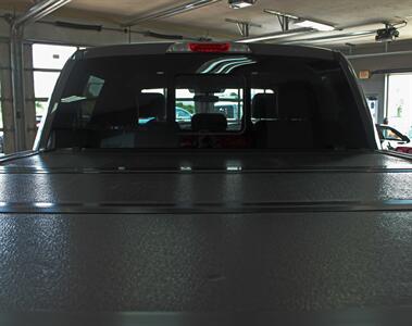 2020 Ford F-150 Lariat  Sport Special Edition Panoramic Roof FX4 4X4 - Photo 8 - North Canton, OH 44720