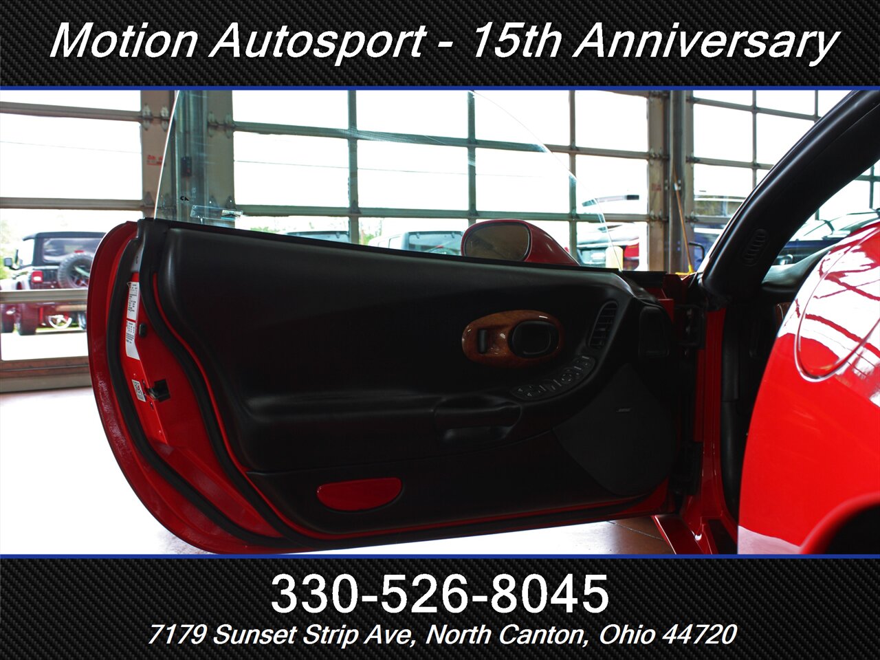 2004 Chevrolet Corvette   - Photo 17 - North Canton, OH 44720
