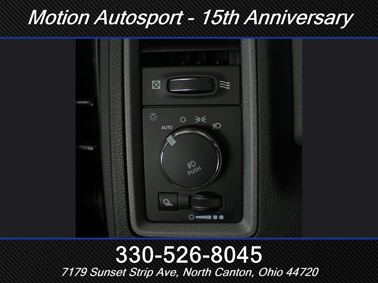 2020 RAM 1500 Classic Express Black Top Edition 4X4 - Photo 17 - North Canton, OH 44720