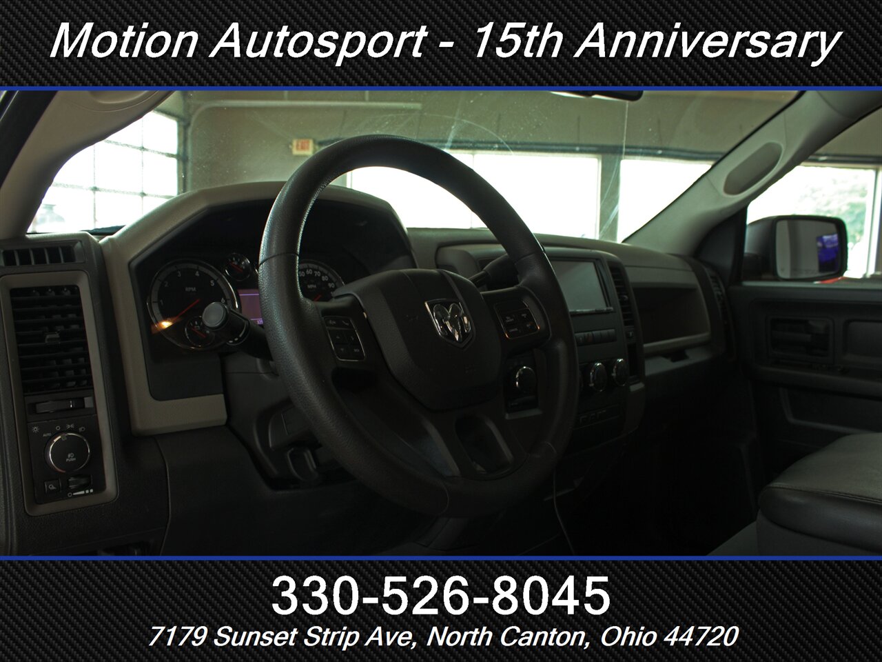 2012 RAM 1500 Express 4X4 - Photo 11 - North Canton, OH 44720