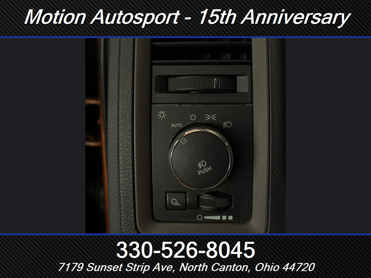 2012 RAM 1500 Express 4X4 - Photo 12 - North Canton, OH 44720