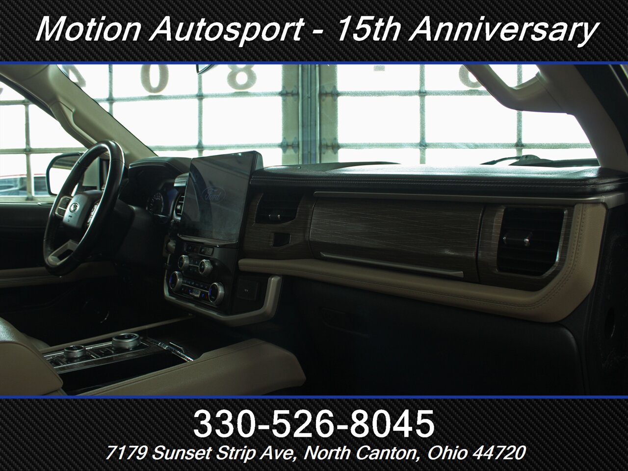 2023 Ford Expedition MAX Limited Panoramic Roof 4X4 - Photo 35 - North Canton, OH 44720