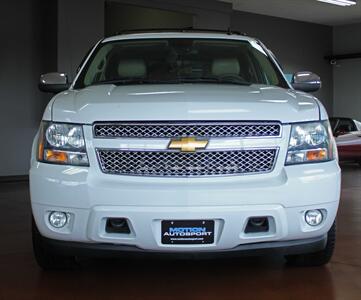 2012 Chevrolet Avalanche LT  4X4 - Photo 3 - North Canton, OH 44720