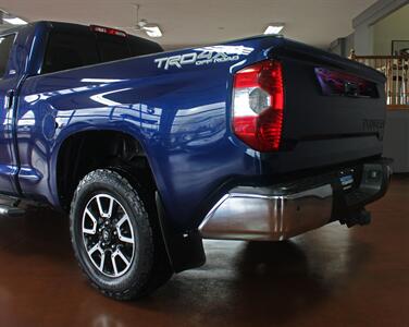 2014 Toyota Tundra SR5  TRD Off Road 4X4 - Photo 6 - North Canton, OH 44720