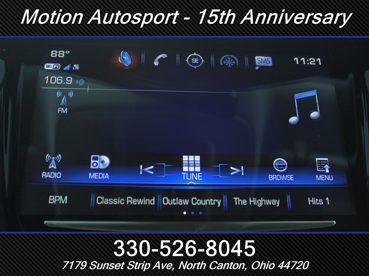 2020 Cadillac Escalade Luxury  Moon Roof Navigation 4X4 - Photo 17 - North Canton, OH 44720