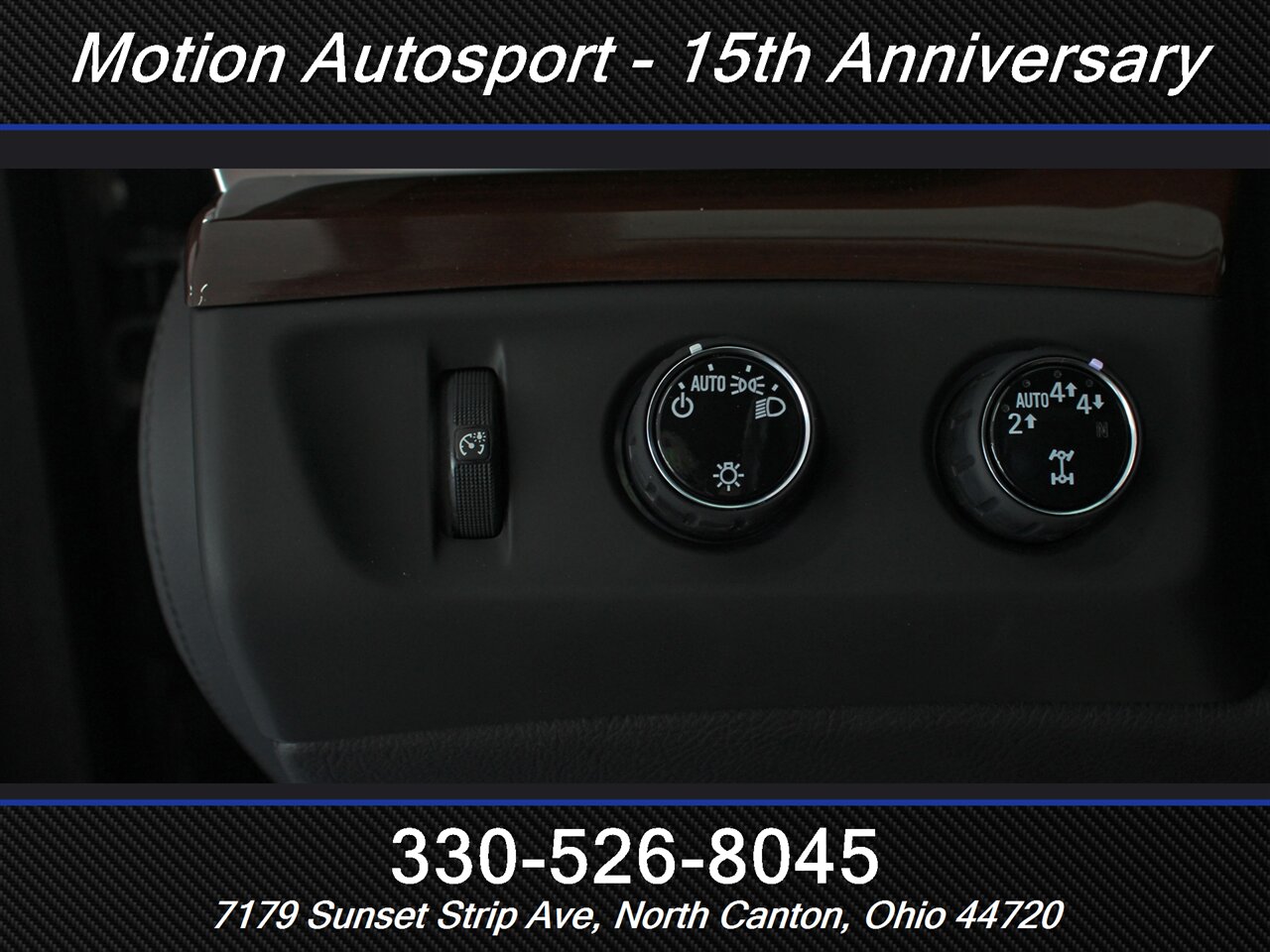 2020 Cadillac Escalade Luxury  Moon Roof Navigation 4X4 - Photo 12 - North Canton, OH 44720